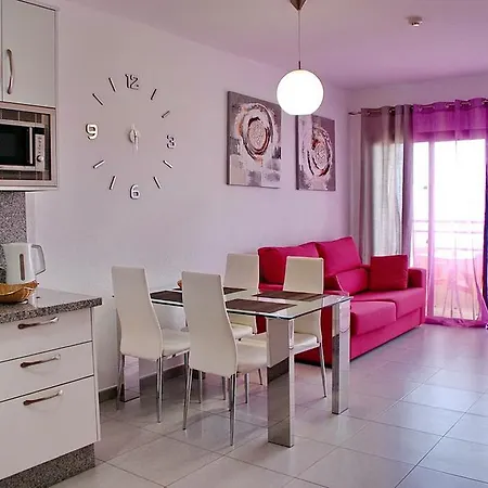 Club Paraiso 2 Bedrooms Apartment *